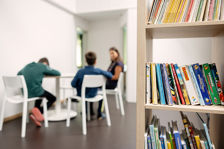 LF242395-web-750.jpg LF242395-web-750